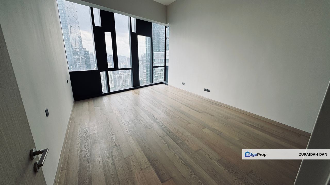 EXCLUSIVE! 2,099 SQ FT! Star Residences Two @ Jalan Yap Kwan Seng, KL, Kuala Lumpur, KLCC