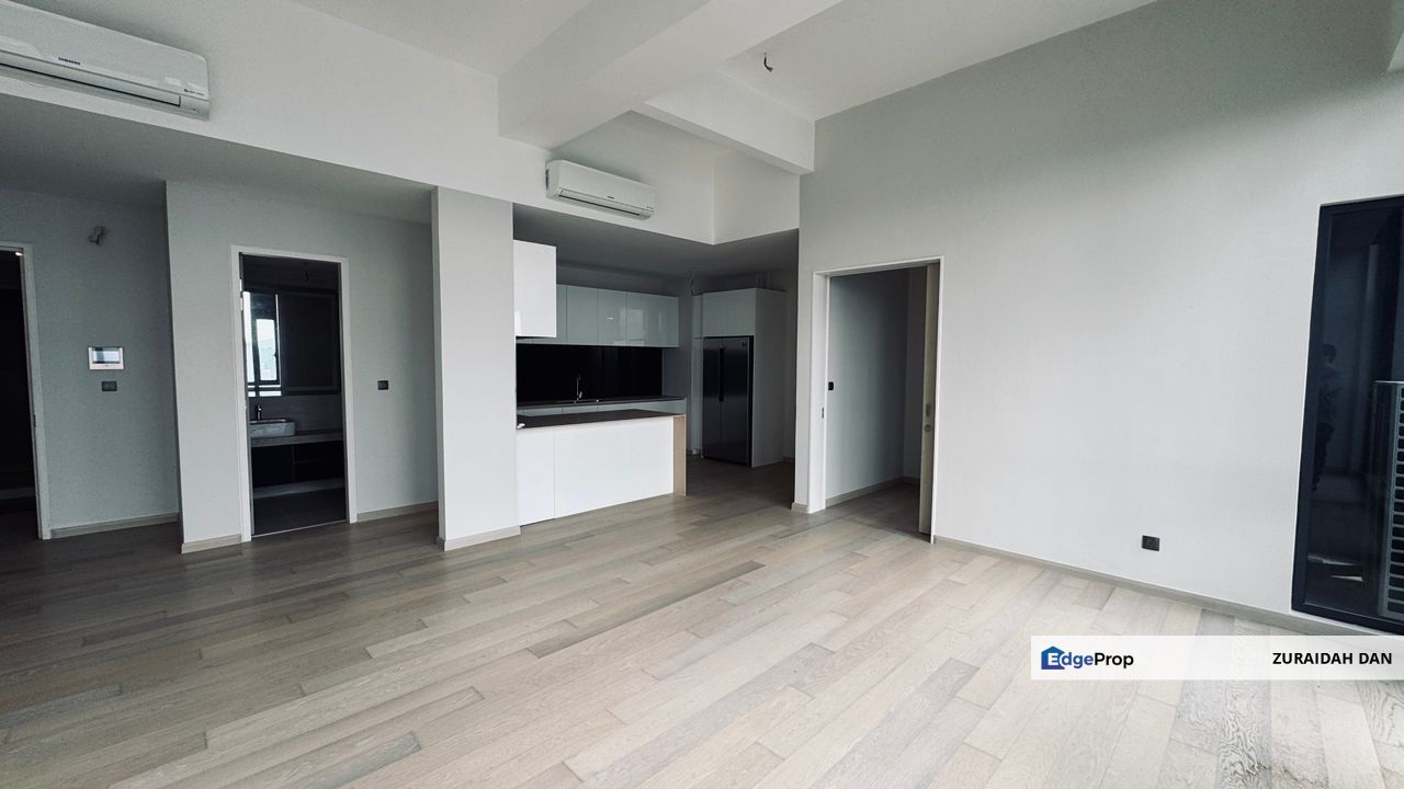 EXCLUSIVE! 2,099 SQ FT! Star Residences Two @ Jalan Yap Kwan Seng, KL, Kuala Lumpur, KLCC