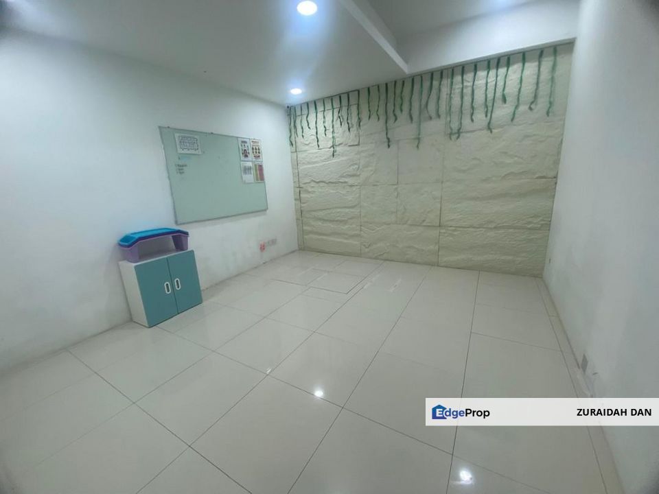 STRATEGIC LOCATION! Ground Floor Shoplot @ CBD Perdana 2, Cyberjaya, Selangor, Cyberjaya