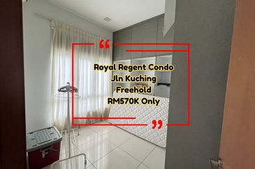 Royal Regent Sri Putramas III