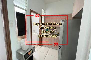 Royal Regent Sri Putramas III