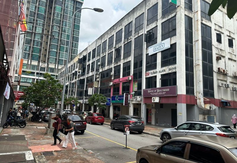 Office For Rent at Kelana Jaya, Near Linclon College 
