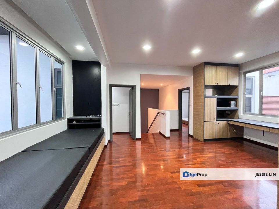 Sierramas West 3 Storey Bungalow For Rent, Near IBG International School, Sungai Buloh , Selangor, Sungai Buloh