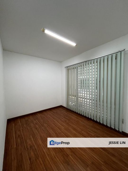 Cova Square Office Lot For Rent, Near MRT Station, Kota Damansara, Selangor, Kota Damansara