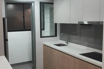 Residensi M Arisa Pelangi