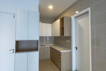 Waltz Residences @ Paradigm Garden City