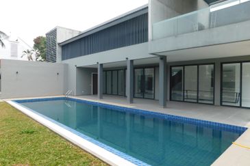 AMPANG HILIR ID BUNGALOW FOR SALE