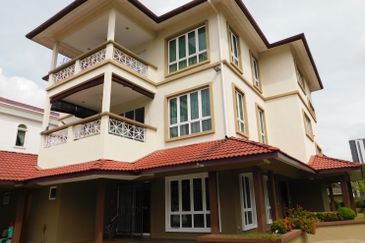 OVERSEAS UNION GARDEN BUNGALOW, OLD KLANG ROAD, FO