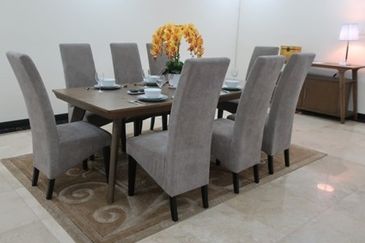 Kiara Peak (Puncak Kiara)