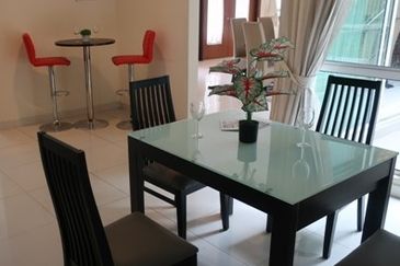 IOI Beverly Row @ IOI Resort City