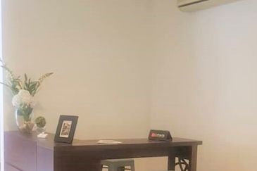 IOI Beverly Row @ IOI Resort City