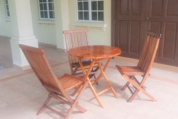 IOI Beverly Row @ IOI Resort City