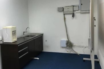 MENARA UOA OFFICE, BANGSAR, FOR RENT