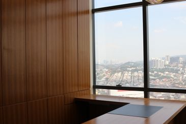 MENARA UOA BANGSAR OFFICE FOR RENT