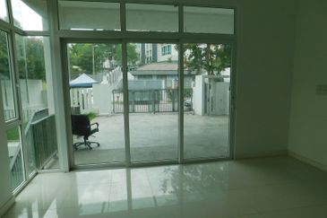 Rafflesia @ The Hill