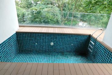 Rafflesia @ The Hill