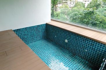 Rafflesia @ The Hill