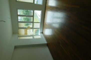 Rafflesia @ The Hill