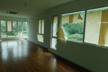 Rafflesia @ The Hill