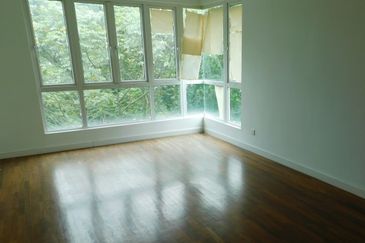 Rafflesia @ The Hill