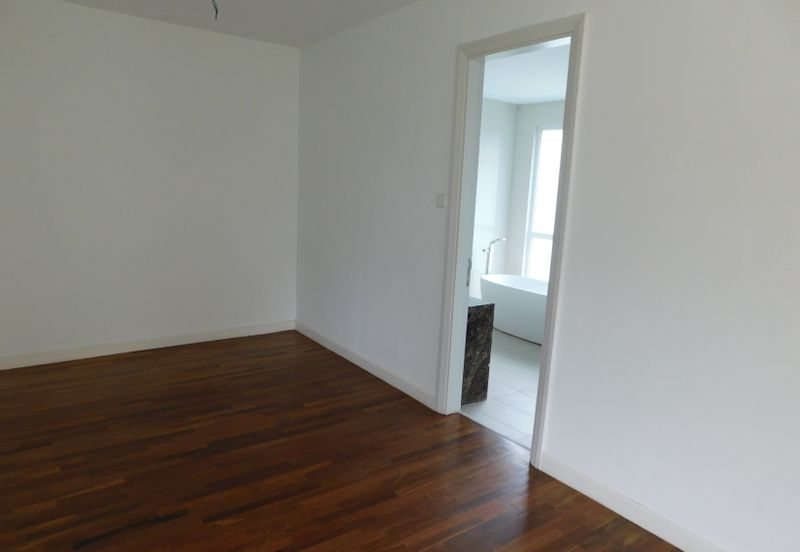 Rafflesia @ The Hill