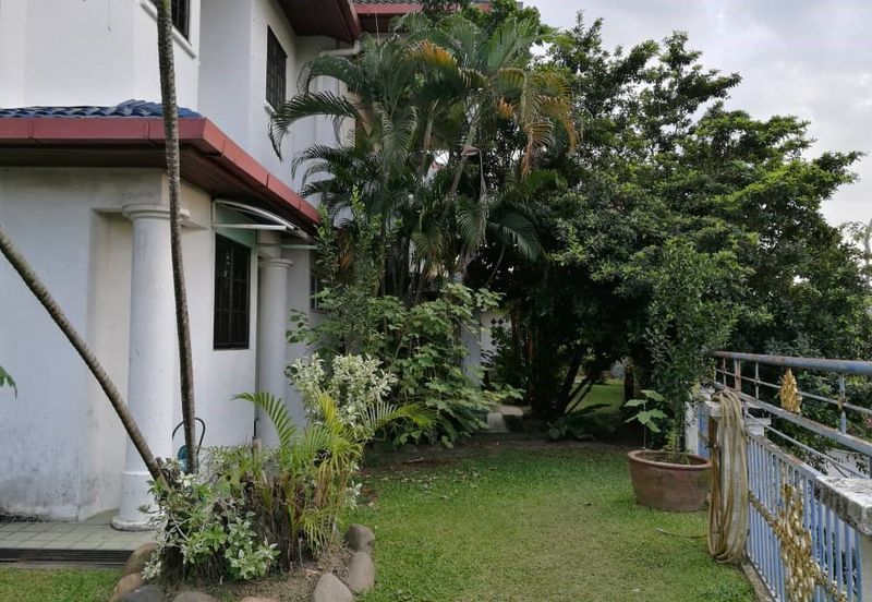 Bukit Pantai (Pantai Hill)