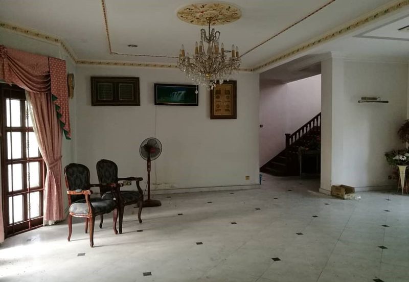 Bukit Pantai (Pantai Hill)