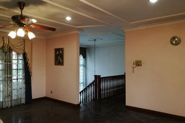 Bukit Pantai (Pantai Hill)