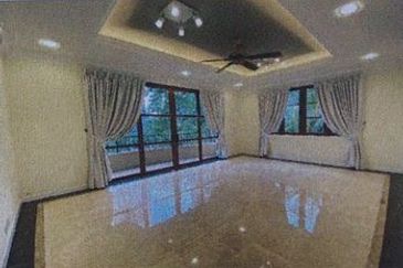 Kiara Peak (Puncak Kiara)