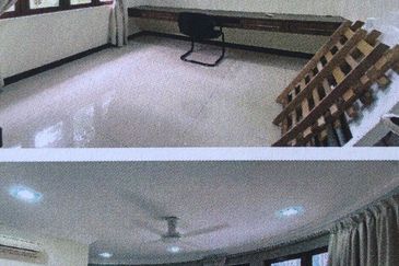 Kiara Peak (Puncak Kiara)