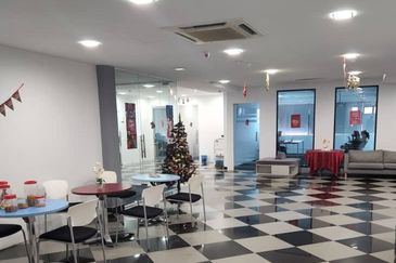 5 STOREY COMMERCIAL BUILDING, KL SENTRAL, BRICKFIELDS, FOR SALE