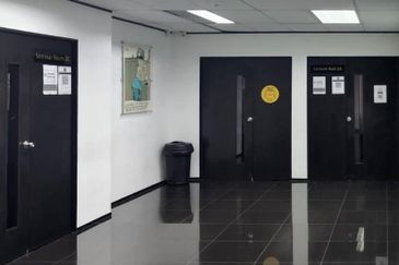 5 STOREY COMMERCIAL BUILDING, KL SENTRAL, BRICKFIELDS, FOR SALE