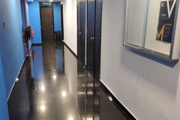 5 STOREY COMMERCIAL BUILDING, KL SENTRAL, BRICKFIELDS, FOR SALE