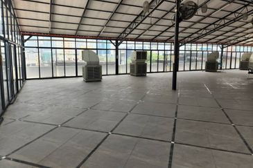 5 STOREY COMMERCIAL BUILDING, KL SENTRAL, BRICKFIELDS, FOR SALE