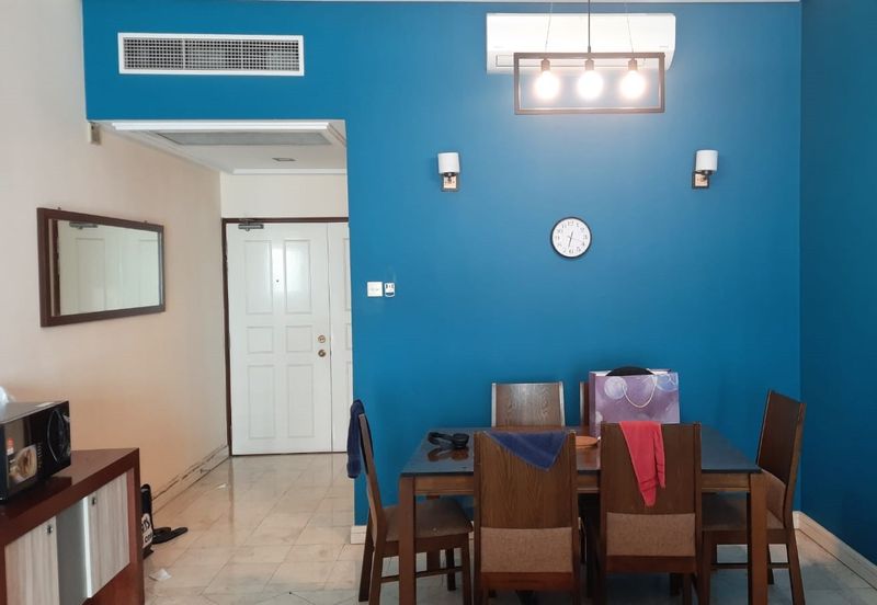 Suasana Sentral Condominium