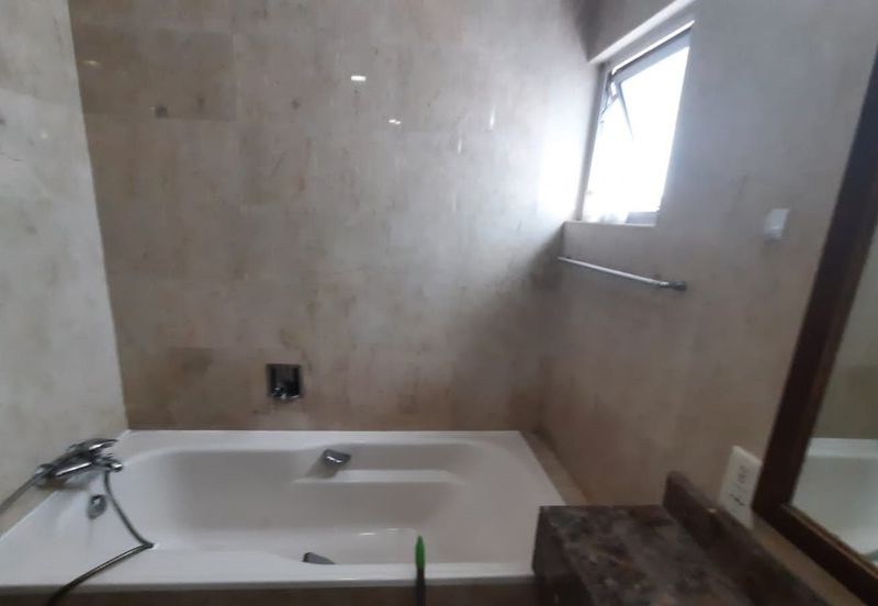 Suasana Sentral Condominium