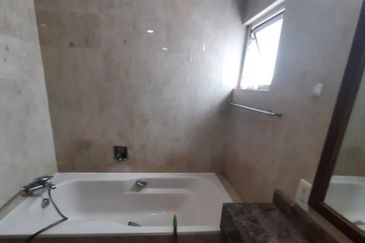 Suasana Sentral Condominium