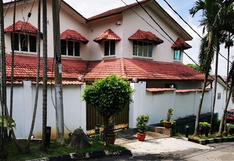 Happy Garden (Taman Gembira)