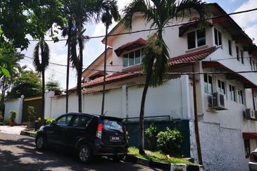 Happy Garden (Taman Gembira)