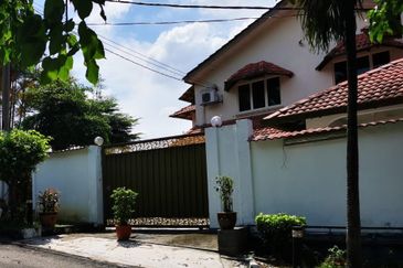 Happy Garden (Taman Gembira)