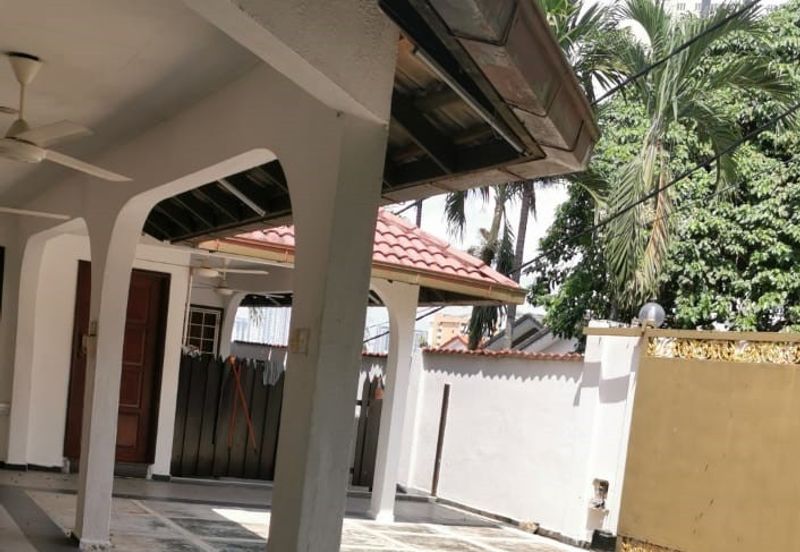 Happy Garden (Taman Gembira)