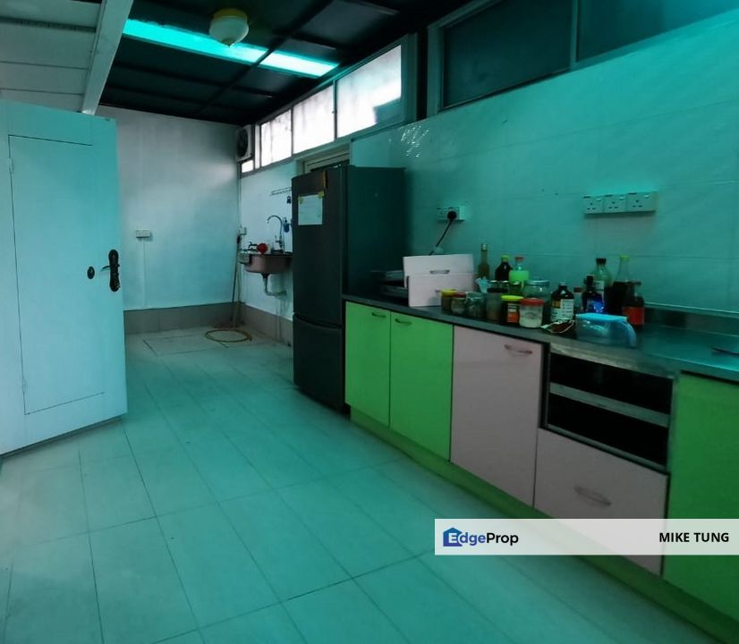 TAMAN CHERAS, A RENOVATED 2 STOREY TERRACE HOUSE FOR SALE, Kuala Lumpur, Cheras
