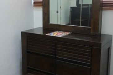 Kiara Peak (Puncak Kiara)