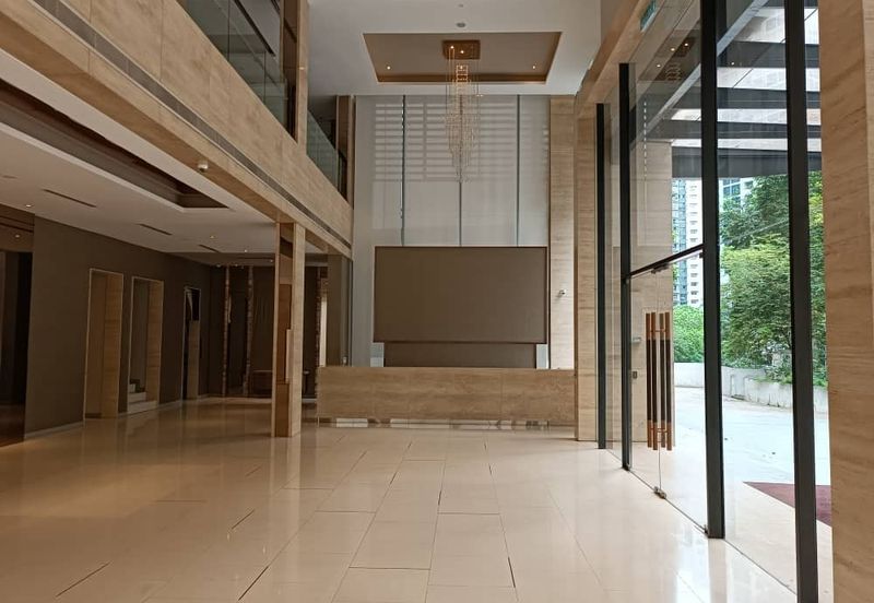 CANGKAT BUKIT BINTANG, BUKIT CEYLON, SHOWROOM GALLERY FOR SALE