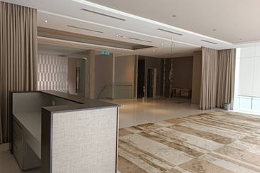 CANGKAT BUKIT BINTANG, BUKIT CEYLON, SHOWROOM GALLERY FOR SALE