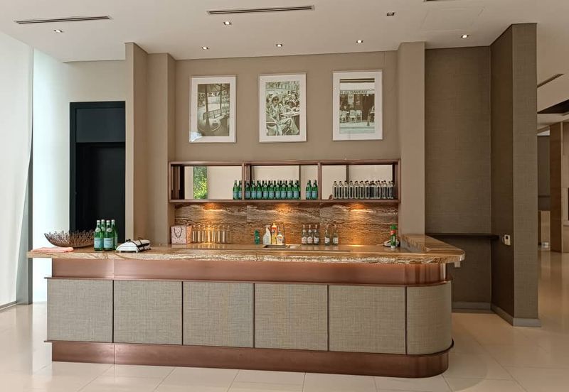 CANGKAT BUKIT BINTANG, BUKIT CEYLON, SHOWROOM GALLERY FOR SALE