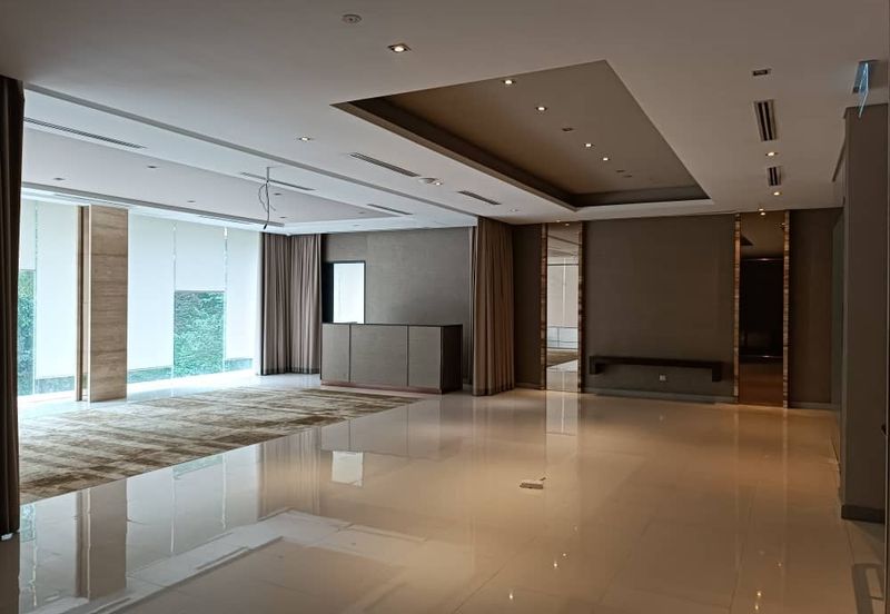 CANGKAT BUKIT BINTANG, BUKIT CEYLON, SHOWROOM GALLERY FOR SALE