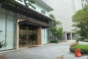 CANGKAT BUKIT BINTANG, BUKIT CEYLON, SHOWROOM GALLERY FOR SALE