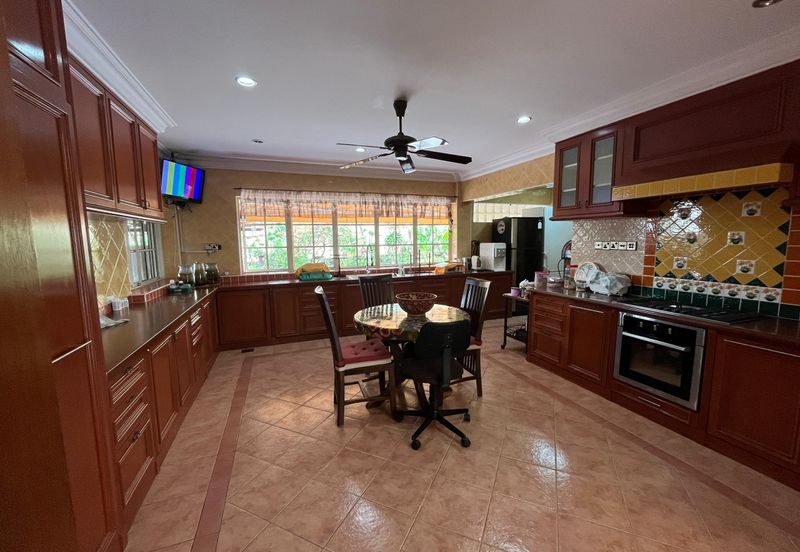 Bukit Gasing, Seksyen 5