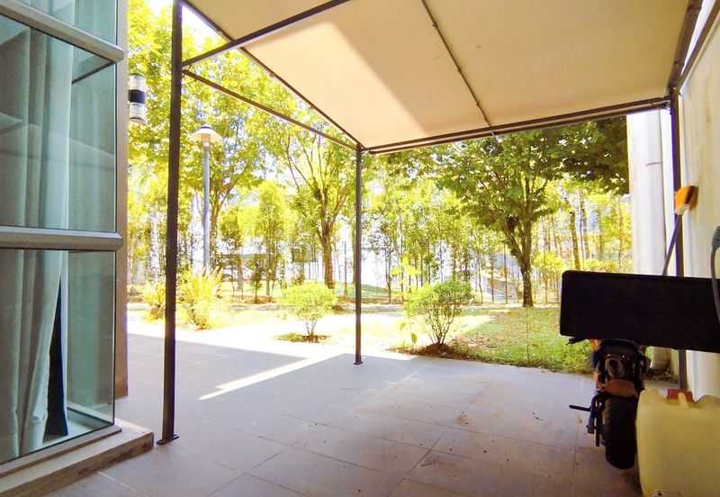 Symphony Hills Schumann